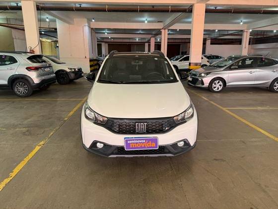 FIAT ARGO 1.3 FIREFLY FLEX TREKKING MANUAL